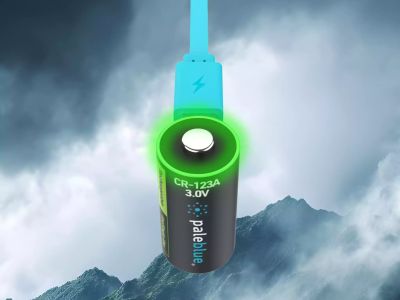 Paleblue Voyager CR123A USB-C Charging Battery