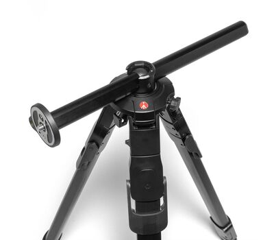 Manfrotto ONE fotós tripod 90°-ban is rögzíthető középoszloppal