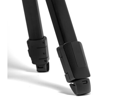 Manfrotto One levehető gumitalpakkal