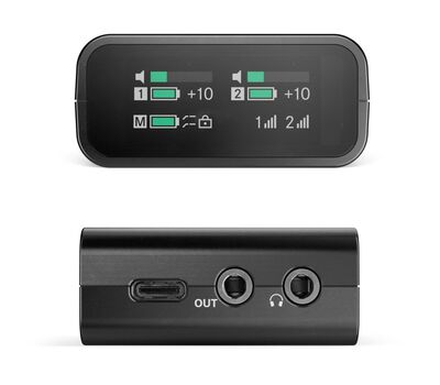 Sennheiser Profile Wireless szett vevőegység elülső OLED kijelzője és oldalsó USB-C csatlakozó, mikrofon és fülhallgató bemenetek