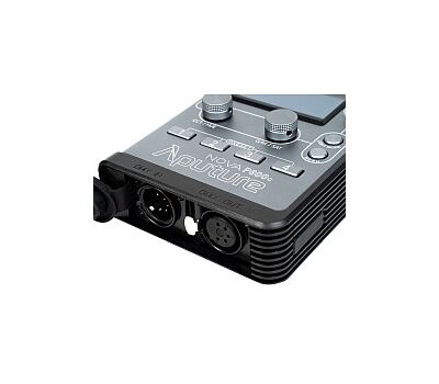 Aputure Nova P600C  bemenet - nagyobb kép