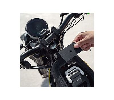 NIU XQi3 egyszerű kulcsnélküli indítás, NFC kártyás funkció